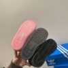 i1768210065_4084_2 預購👟 兒童 adidas 發光休閒鞋|走路就會亮 ✨