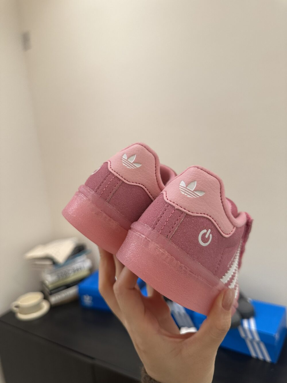 i1768210297_1270_2 預購👟 兒童 adidas 發光休閒鞋|走路就會亮 ✨