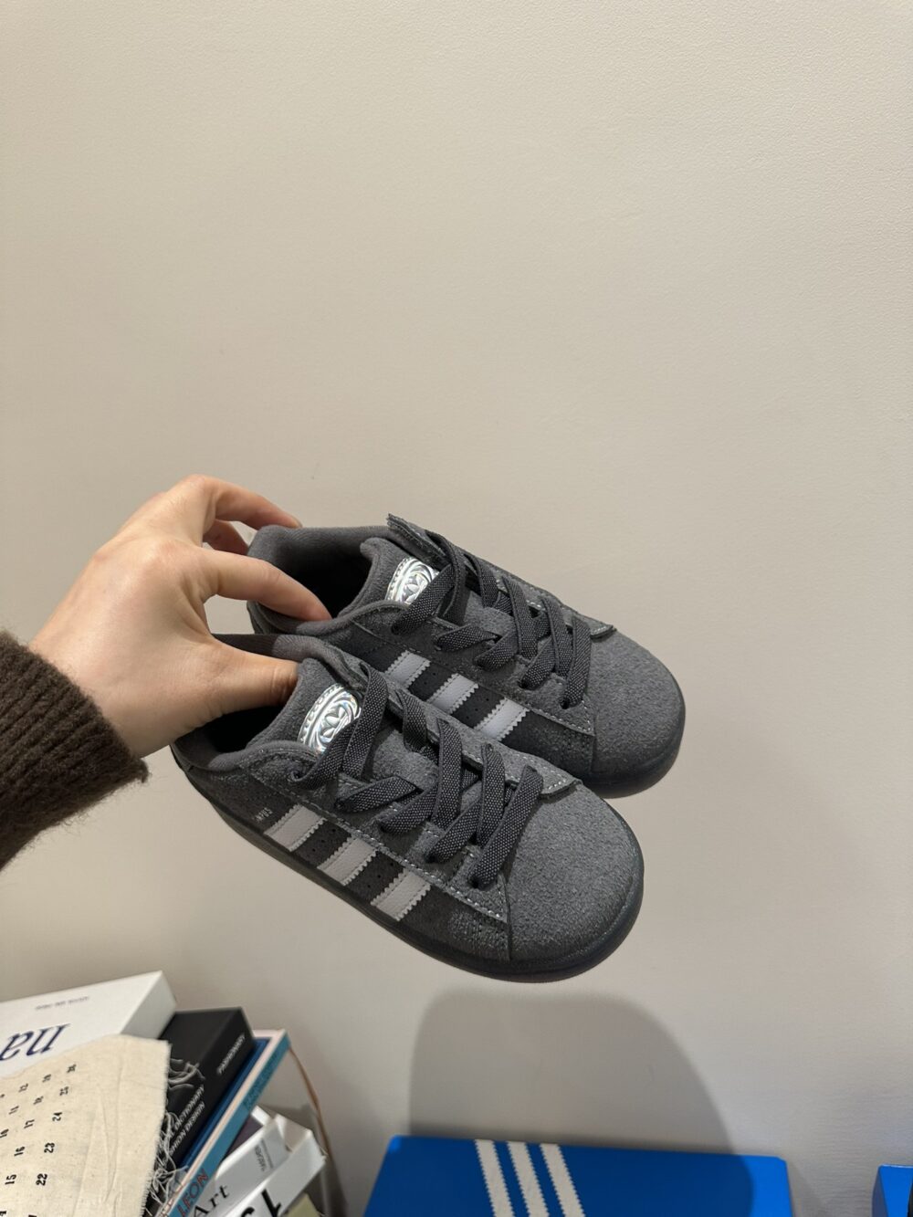 i1768210322_4497_4 預購👟 兒童 adidas 發光休閒鞋|走路就會亮 ✨