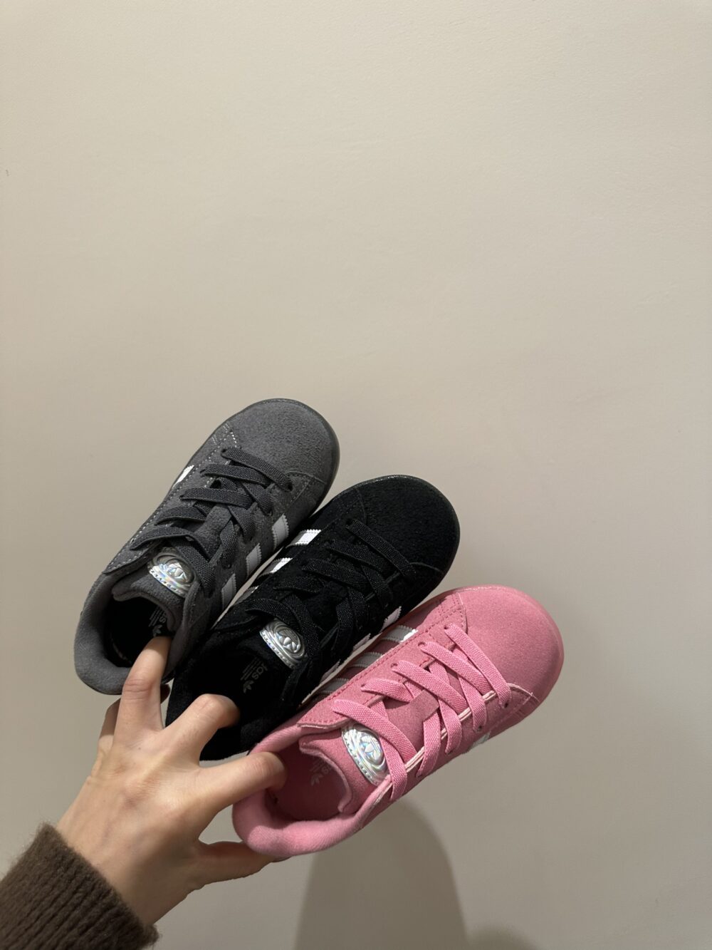 i1768210440_4713_0 預購👟 兒童 adidas 發光休閒鞋|走路就會亮 ✨